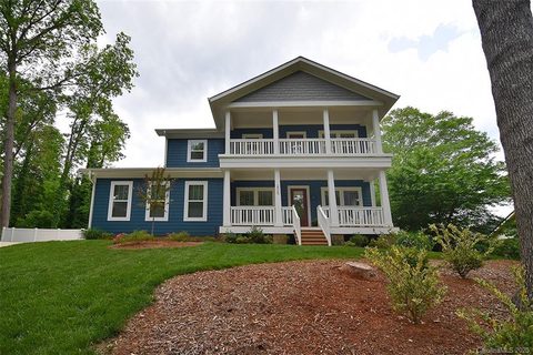 205 Sherwood Drive