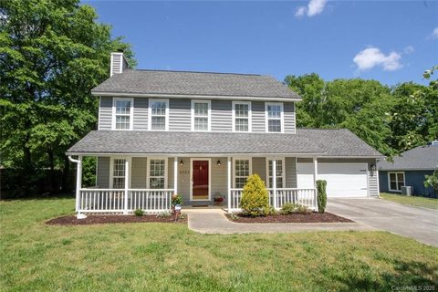 3955 Bon Rea Drive sold home in Cedar Woods, Charlotte, NC
