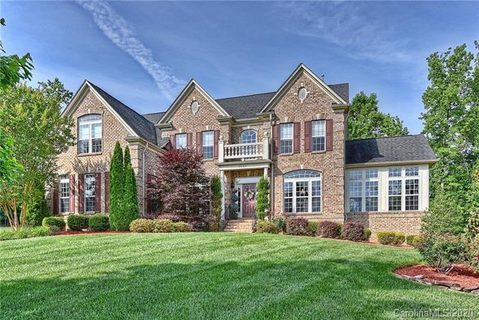 8305 Slippery Creek Lane sold home in Stonebridge, Mint Hill, NC
