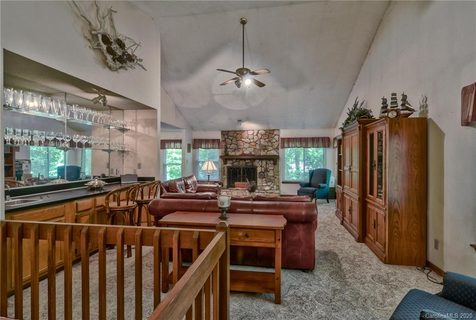 Previously sold for $252,000