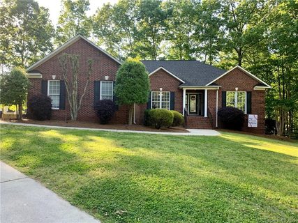 103 Tonya Court sold home in Crown Creek, Cherryville, NC