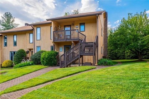 106 Pebble Creek Drive