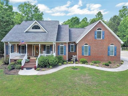 2780 Pinewood Road sold home in Cherry Hills, Chester, SC