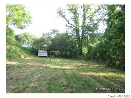 6 Honey Locust Lane sold lot in Locust Knoll, Candler, NC