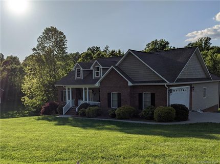 157 Stone Creek Drive sold home in Stone Creek, Statesville, NC
