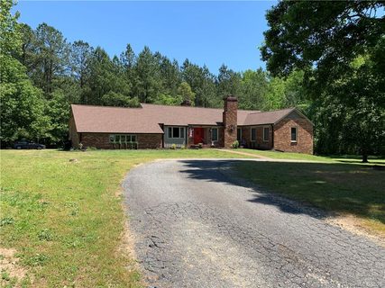 Previously sold for $305,000