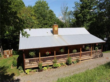 1050 Glade Mountain Drive sold home in The Glade, Canton, NC