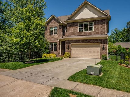 8015 Sardis Creek Lane sold home in Springbrook, Charlotte, NC