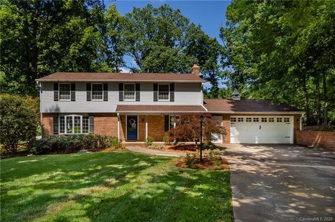 901 Munday Court
