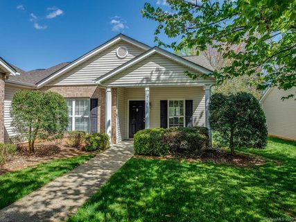 2934 Zion Renaissance Lane sold condo in Village Glen, Charlotte, NC