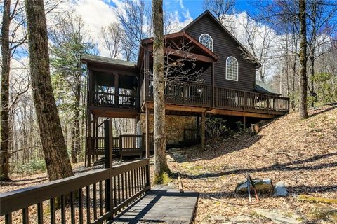 6151 Hemlock Lane