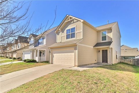 2706 Hunters Moon Lane sold home in St Clair, Matthews, NC