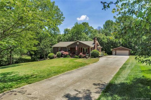 5908 Greyfield Drive sold home in Greyfield, Monroe, NC