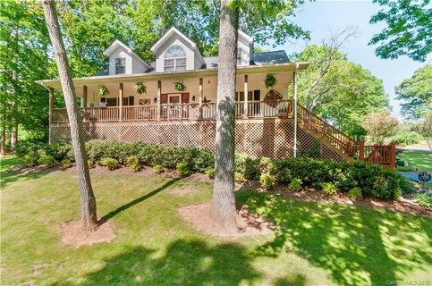 95 Holly Ridge Road sold home in Country Meadows, Waynesville, NC