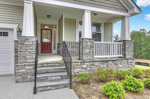 Previously sold for $432,000