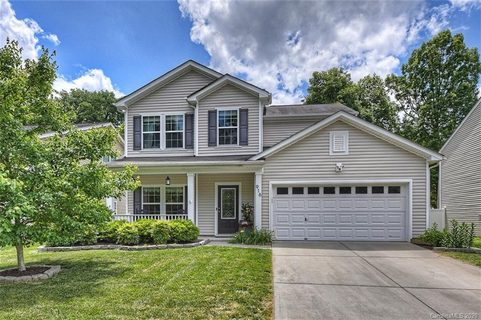 916 Traditions Park Drive