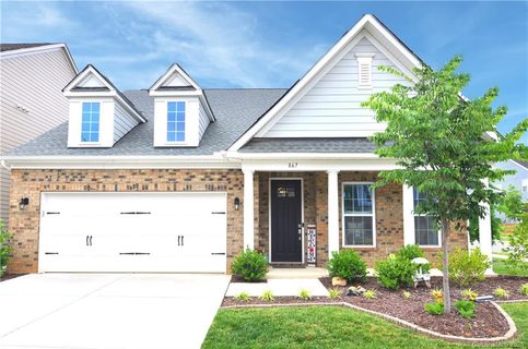 867 Pecan Tree Lane