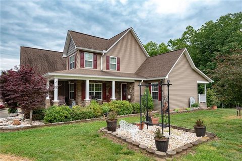 5128 Orchard Park Drive sold home in Abernethy Park, Hickory, NC