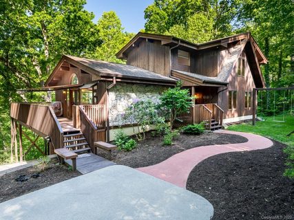 16 Covewood Road sold home in Covewood, Asheville, NC