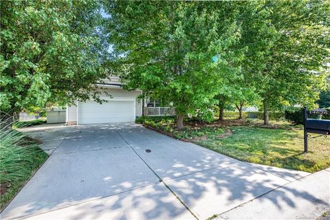 14626 Bridle Trace Lane