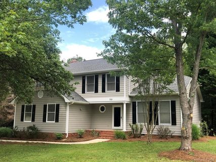 321 Lakeshore Drive