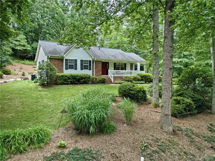 311 Derby Lane sold home in Hunters Glen, Hendersonville, NC