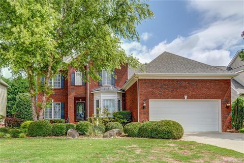2276 Iron Works Drive sold home in Mill Creek Falls, Lake Wylie, SC