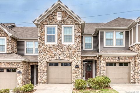 1227 Bhaltair Lane sold townhome in Ayrshire, Fort Mill, SC