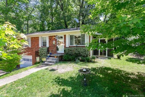 19 Evelake Drive