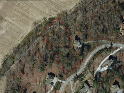 90 Overlook Point Road sold home in Blacksmith Mountain, Hendersonville, NC