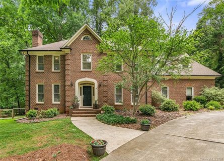 8142 Shannon Woods Lane sold home in Shannon Woods, Matthews, NC