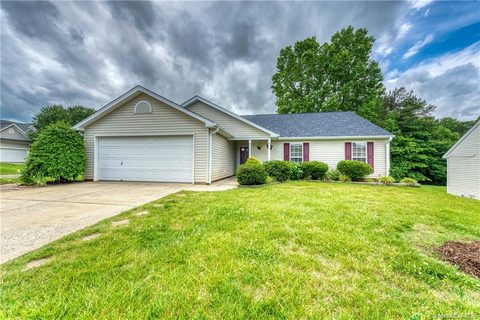 11934 Misty Pine Court sold home in Rocky Ridge, Charlotte, NC