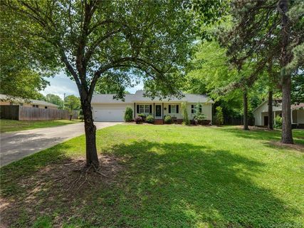 105 Johnson Lane