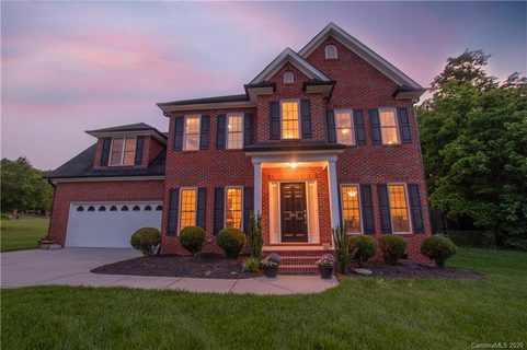 302 Setter Court