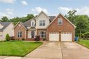 8504 Castle Cliff Drive sold home in Matthews, SC