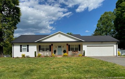 2964 Irish Street sold home in Oakcrest, Newton, NC