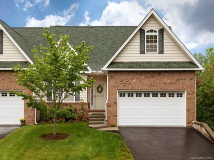 119 Victoria Park Drive sold condo in Park Place, Hendersonville, NC