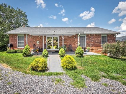68 Windy Knoll Drive sold home in Pine Haven, Clyde, NC