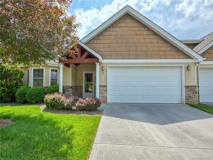 6 Denali Lane sold home in Castle Creek Village, Waynesville, NC