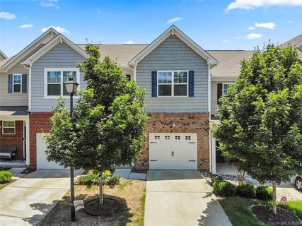 7034 Woodsbay Lane sold townhome in Woodlands, Rock Hill, SC