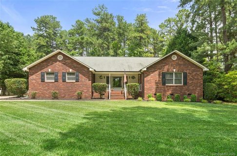 11074 Sudbury Road sold home in Forest Pines, Davidson, NC