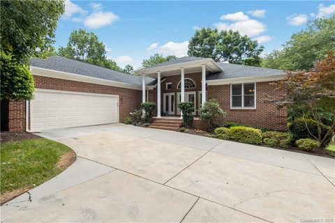 190 Quiet Cove Road