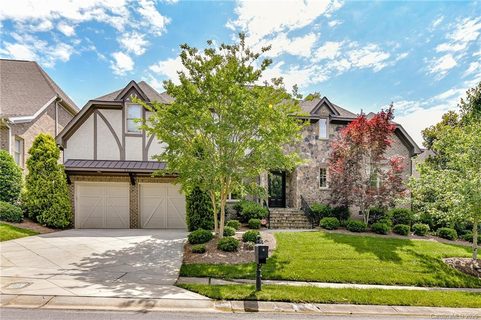 6827 Larrisa Court sold home in Green Park, Charlotte, NC