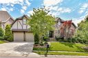 6827 Larrisa Court sold home in Charlotte, SC
