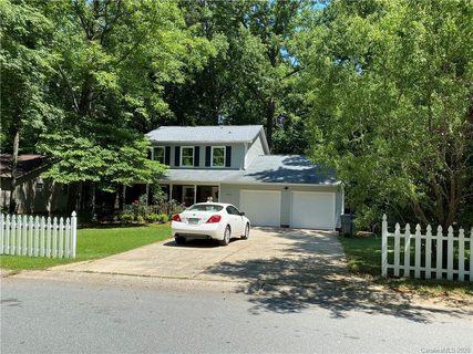 1023 Foxborough Road sold home in Olde Concord, Charlotte, NC