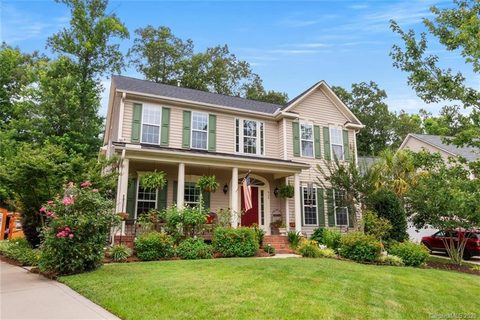 909 Colnago Place