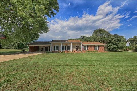 1801 N Barkley Road sold home in Glen Echo, Statesville, NC