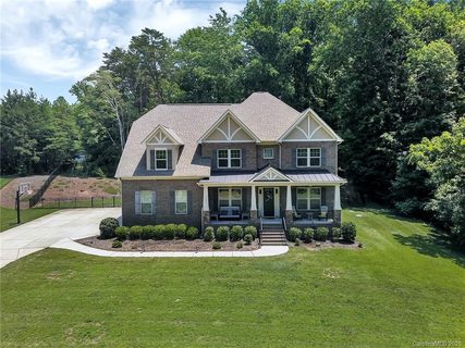 1232 Lancashire Drive