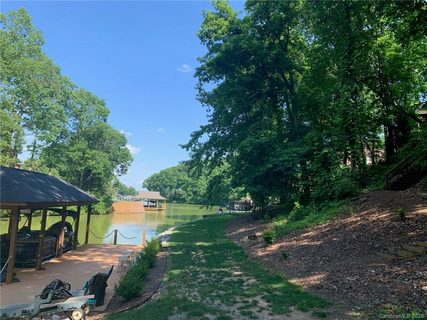 215 Fairmont Drive sold lot in Dogwood Shores, Shelby, NC