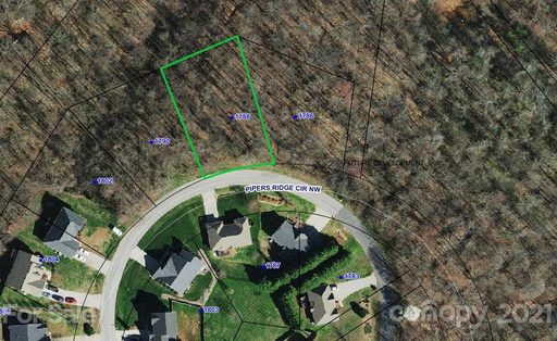 1788 Pipers Ridge Circle sold lot in Pipers Ridge, Conover, NC